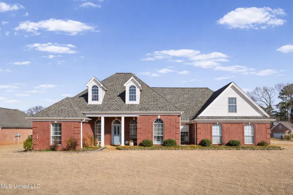 $374,750 | 208 Elkwood Lane, Hernando, MS 38632