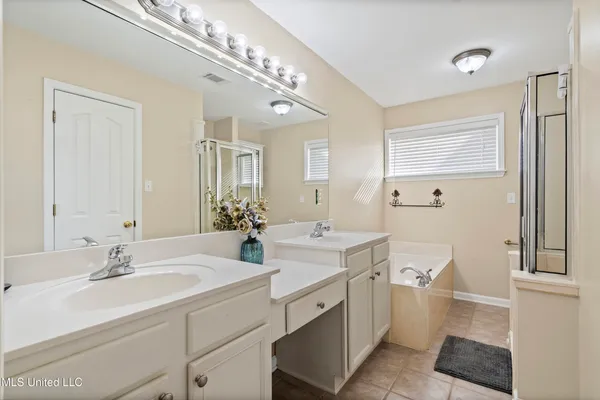 $374,750 | 208 Elkwood Lane, Hernando, MS 38632
