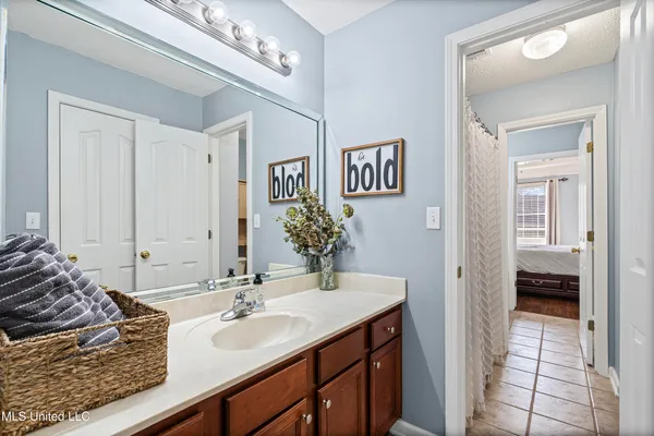 $374,750 | 208 Elkwood Lane, Hernando, MS 38632