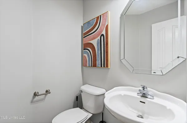 $374,750 | 208 Elkwood Lane, Hernando, MS 38632