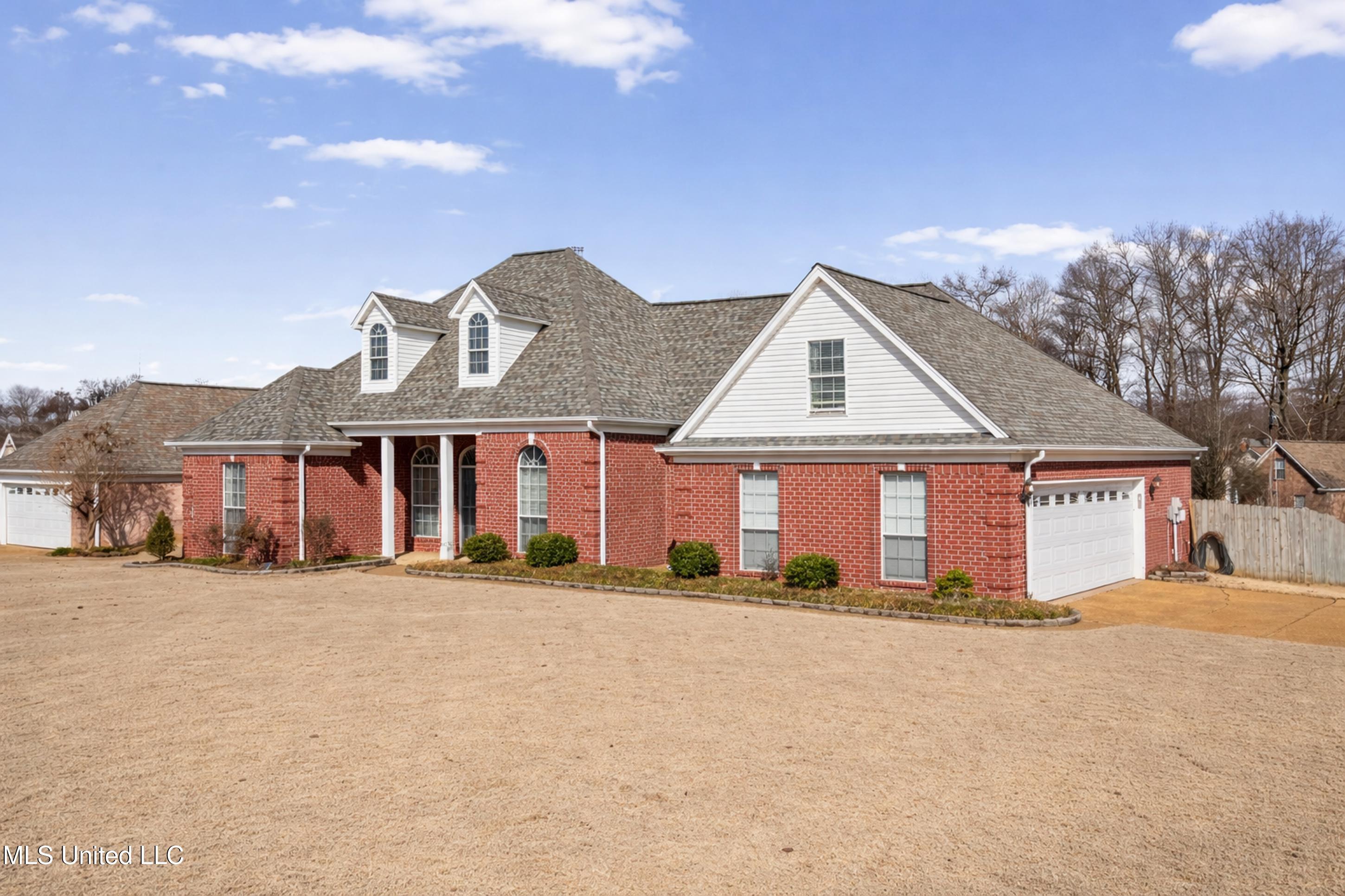 208 Elkwood Lane Hernando, MS 38632 - Photo 2 of 37 2__dsc0150_print.png