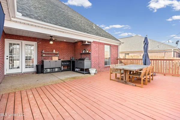 $374,750 | 208 Elkwood Lane, Hernando, MS 38632