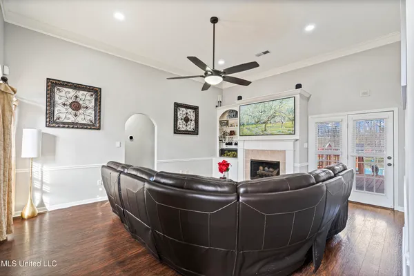 $374,750 | 208 Elkwood Lane, Hernando, MS 38632