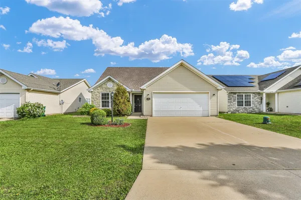 $278,000 | 702 Newton Drive, Champaign, IL 61822