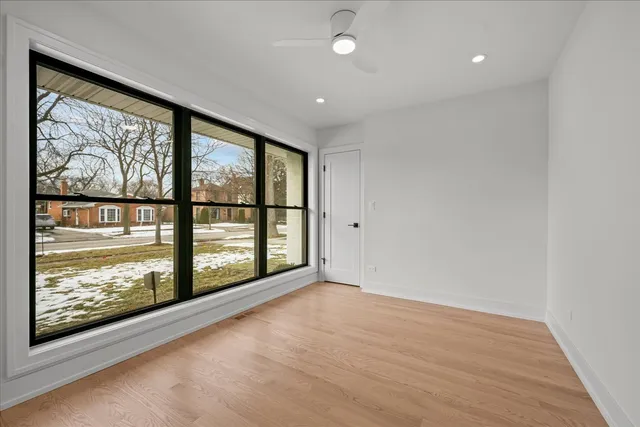 $849,000 | 1207 Hoffman Avenue, Park Ridge, IL 60068