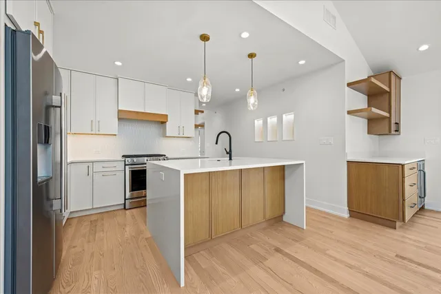 $849,000 | 1207 Hoffman Avenue, Park Ridge, IL 60068