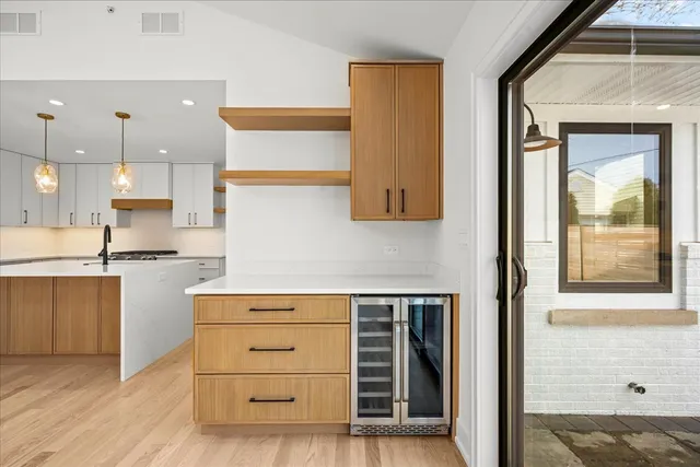 $849,000 | 1207 Hoffman Avenue, Park Ridge, IL 60068