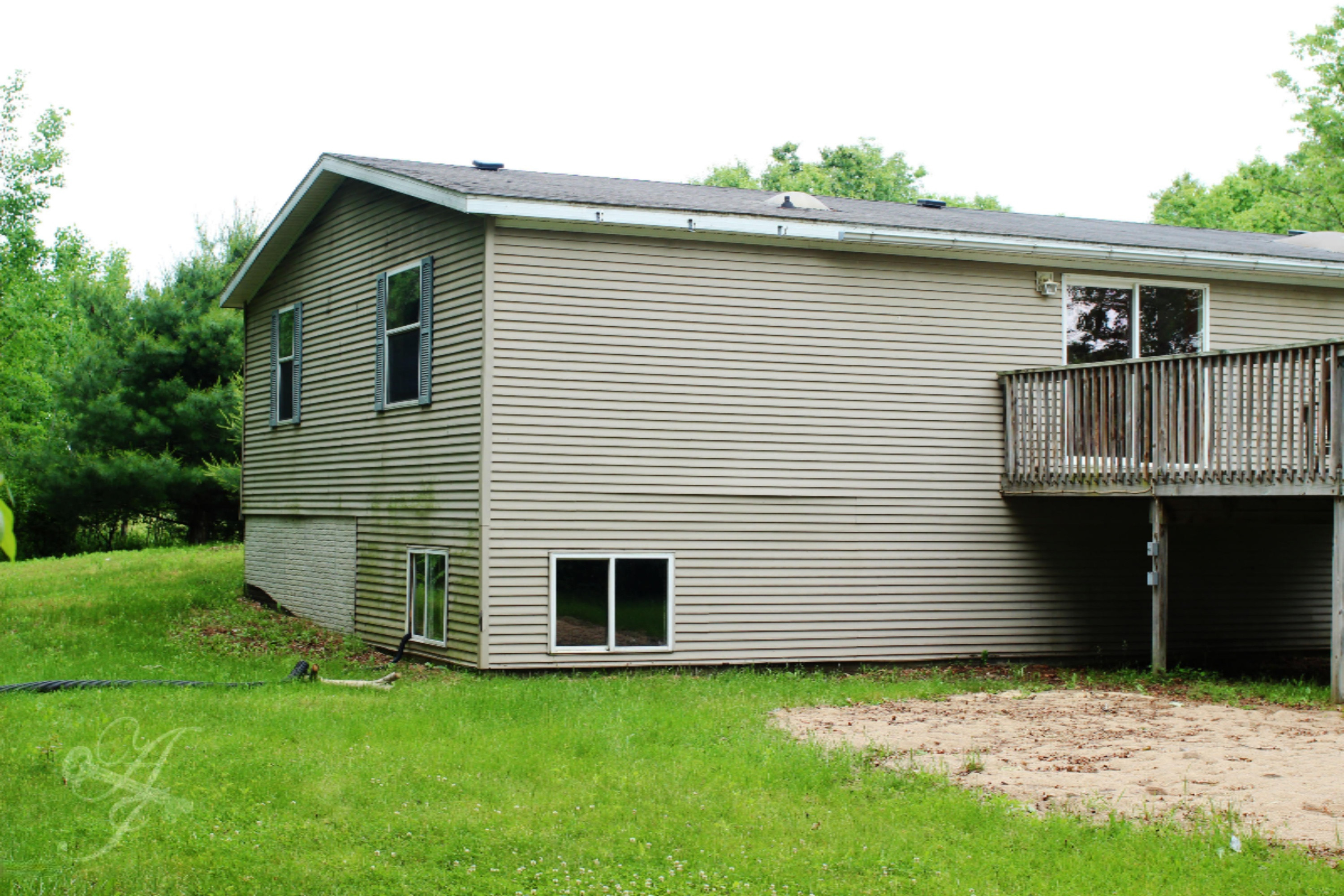 18712 Edgar Road Howard City, MI 49329 - Photo 6 of 39 IMG_9328