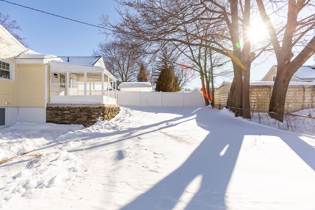 18 Palisades Street Worcester, MA 01604 - Photo 20 of 23