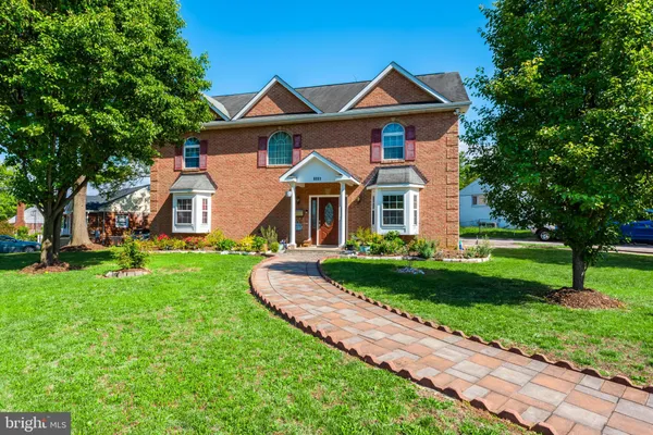 $1,299,000 | 6951 Essex Avenue, Springfield, VA 22150
