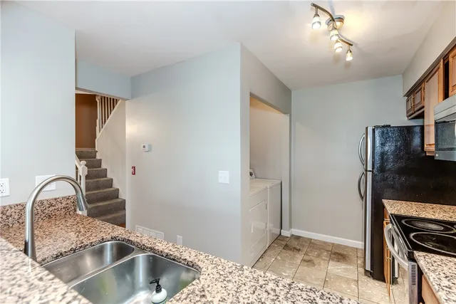 $299,900 | 626 Smithfield Road, Unit 1105, North Providence, RI 02904