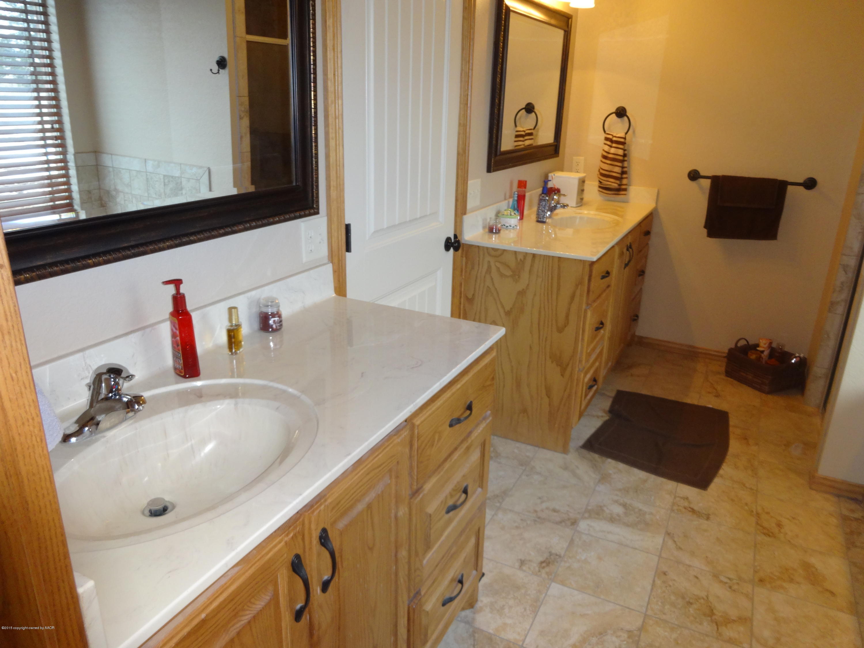 25601 Pondaseta Road Canyon, TX 79015 - Photo 21 of 49 Master Bath