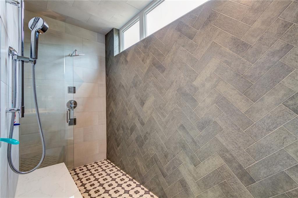 2989 Tiger Road Breckenridge, CO 80424 - Photo 14 of 30 a bathroom with a shower