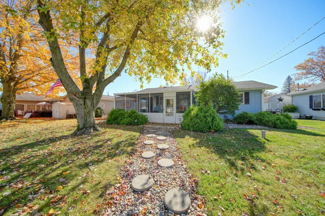 $394,900 | 536 Hickory Lane, Coldwater, MI 49036