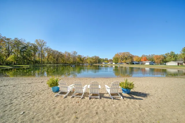 $394,900 | 536 Hickory Lane, Coldwater, MI 49036