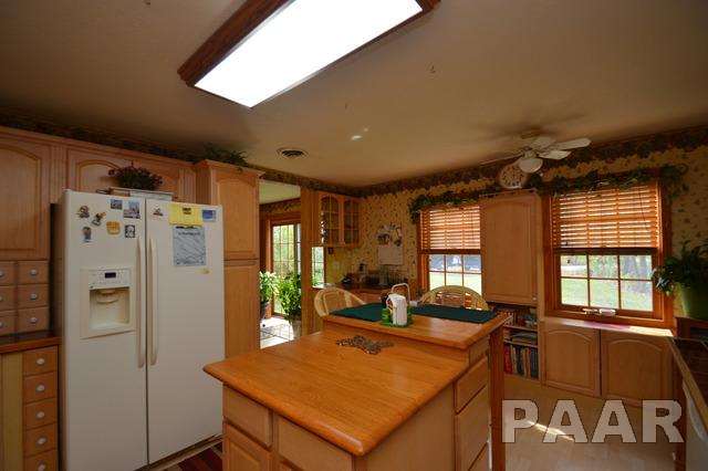 9925 West Mapleridge Road Mapleton, IL 61547 - Photo 3 of 36