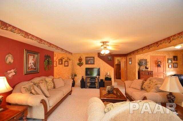 9925 West Mapleridge Road Mapleton, IL 61547 - Photo 9 of 36