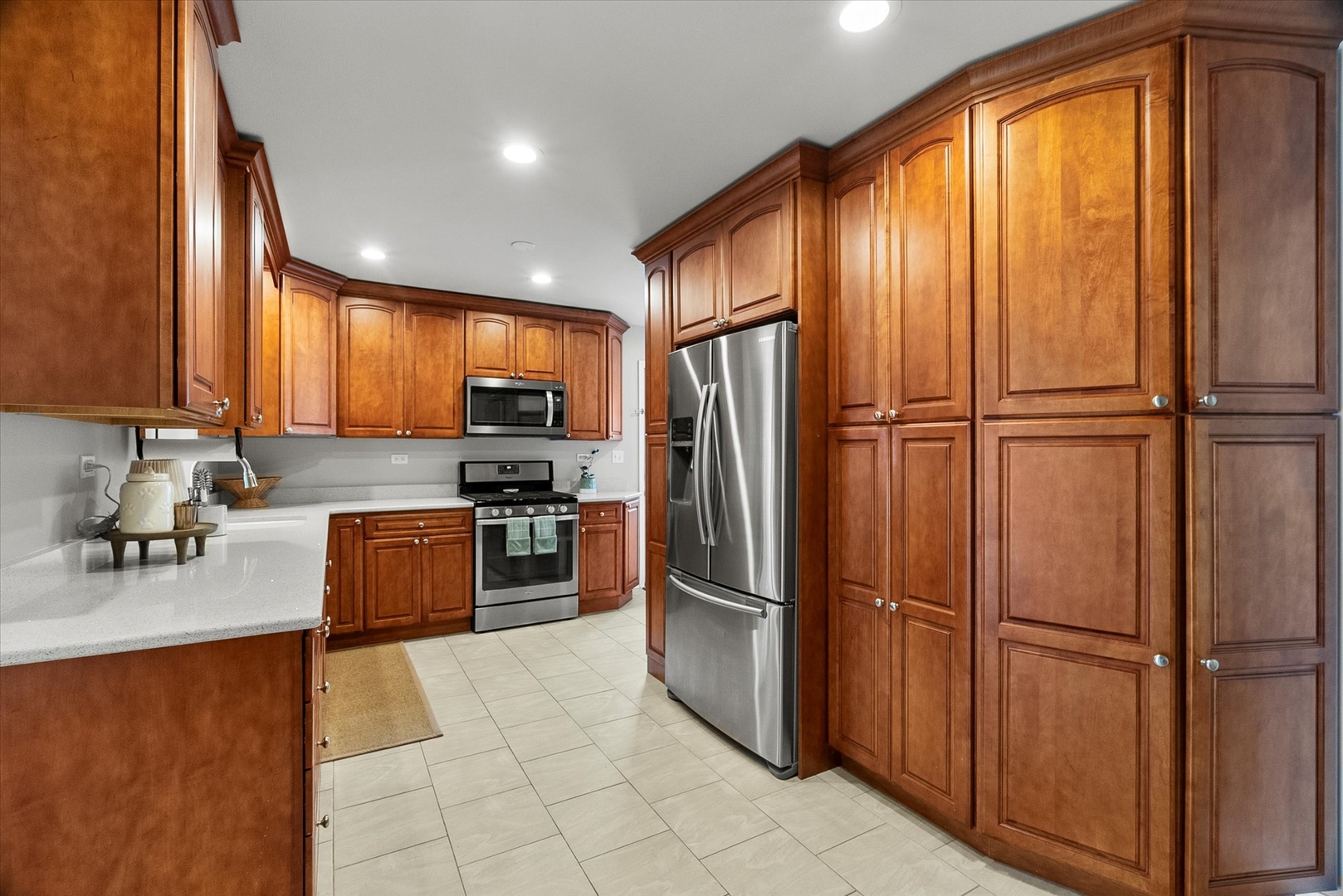 1173 Highland Road Mundelein, IL 60060 - Photo 4 of 27 Gallery Image 4