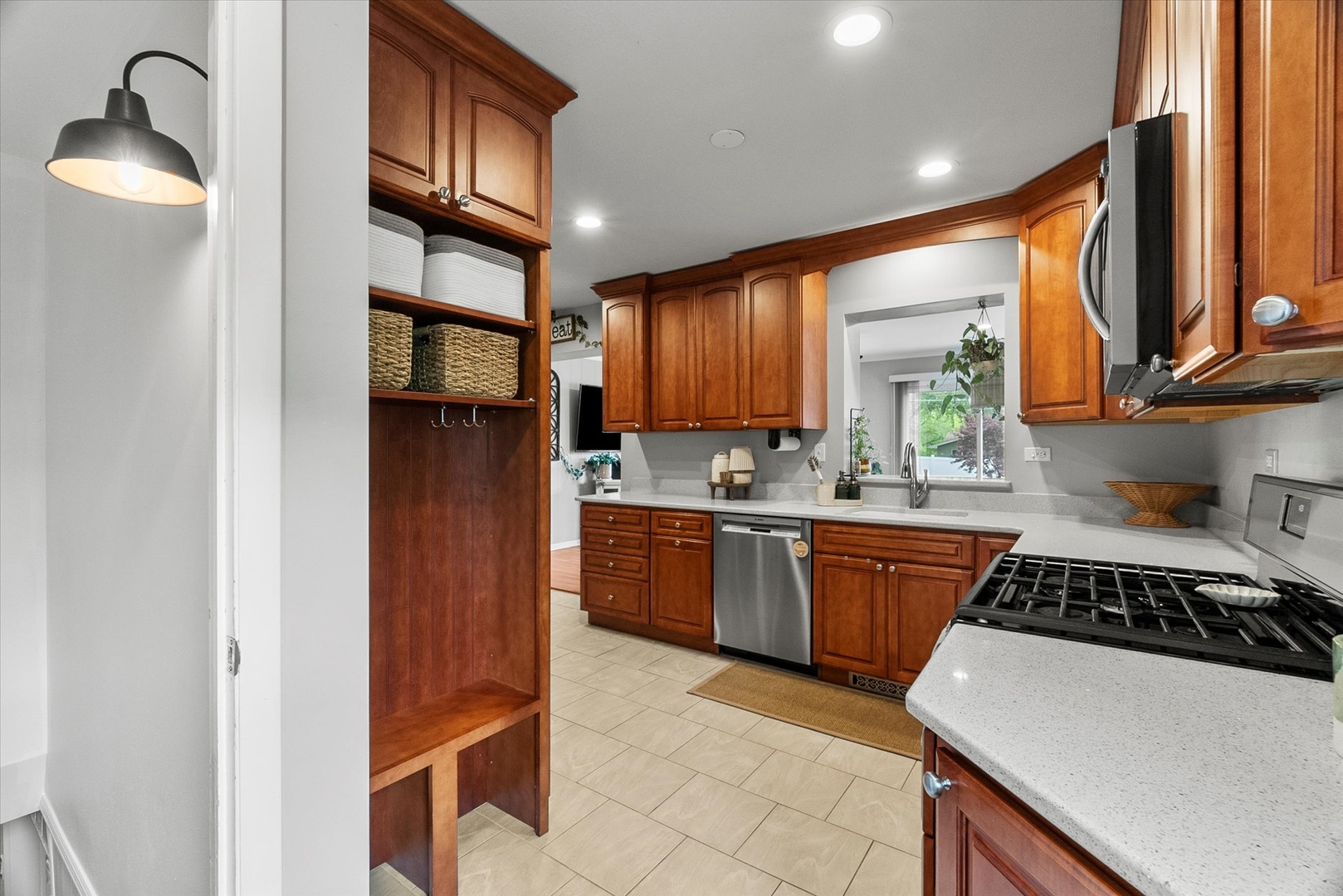 1173 Highland Road Mundelein, IL 60060 - Photo 5 of 27 Gallery Image 5