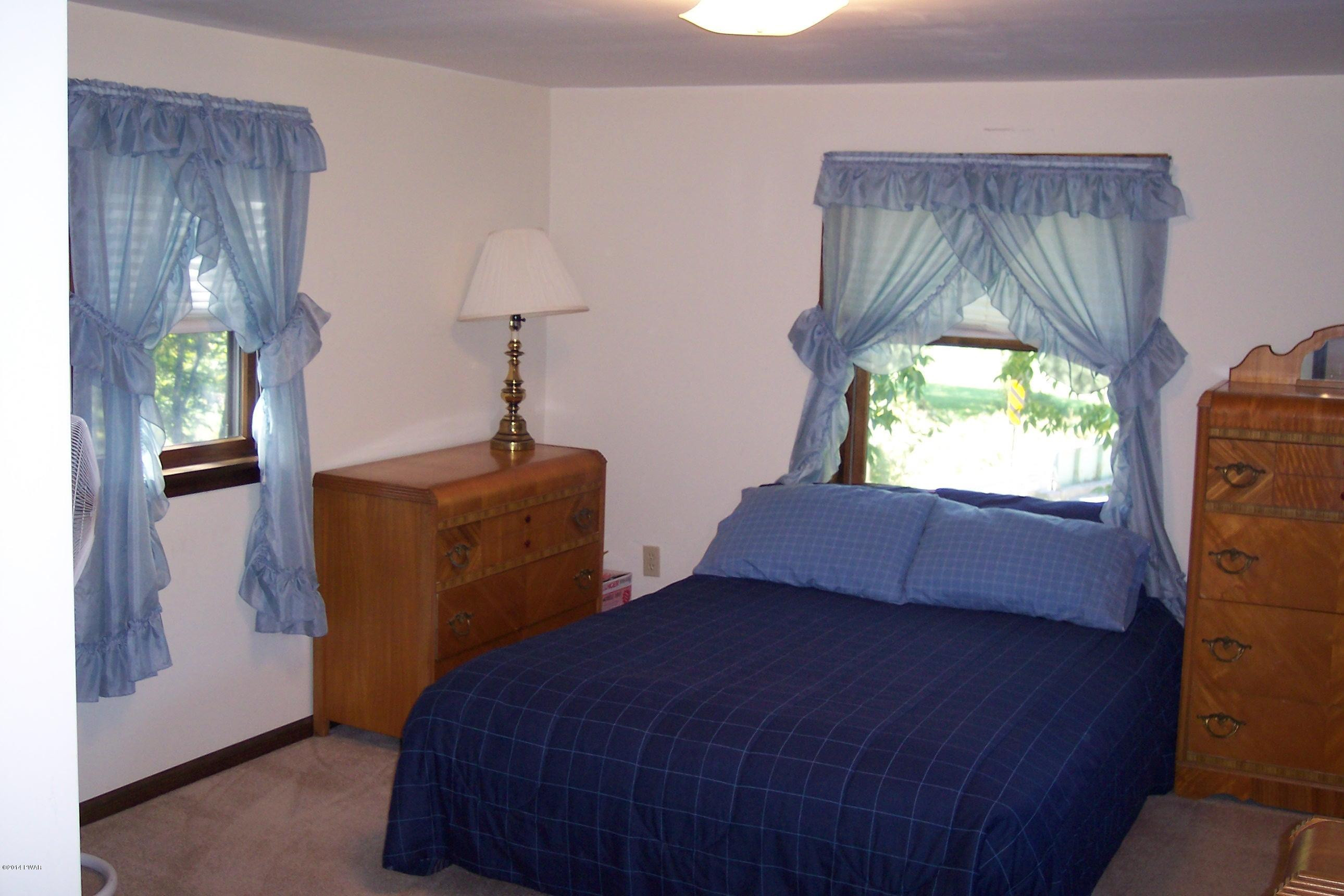 39 Lordville Road Equinunk, PA 18417 - Photo 15 of 27 BR3