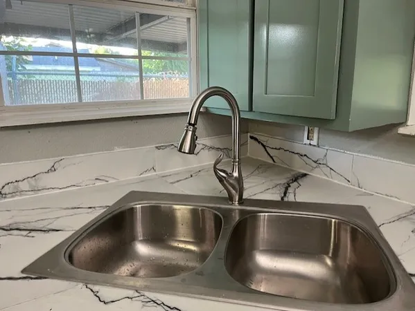 a close view of sink and tap