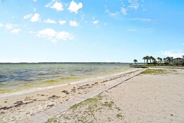 $2,450 | 62 Meigs Drive, Shalimar, FL 32579