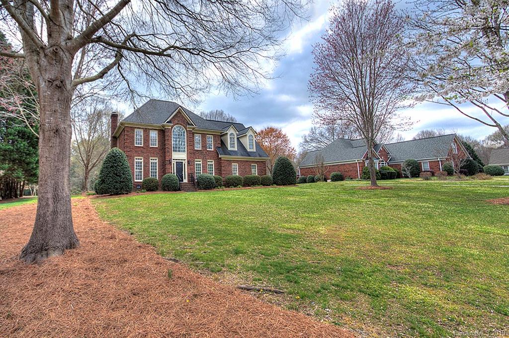 6154 Highview Road Matthews, NC 28104 - Photo 4 of 38 Gallery Image 4