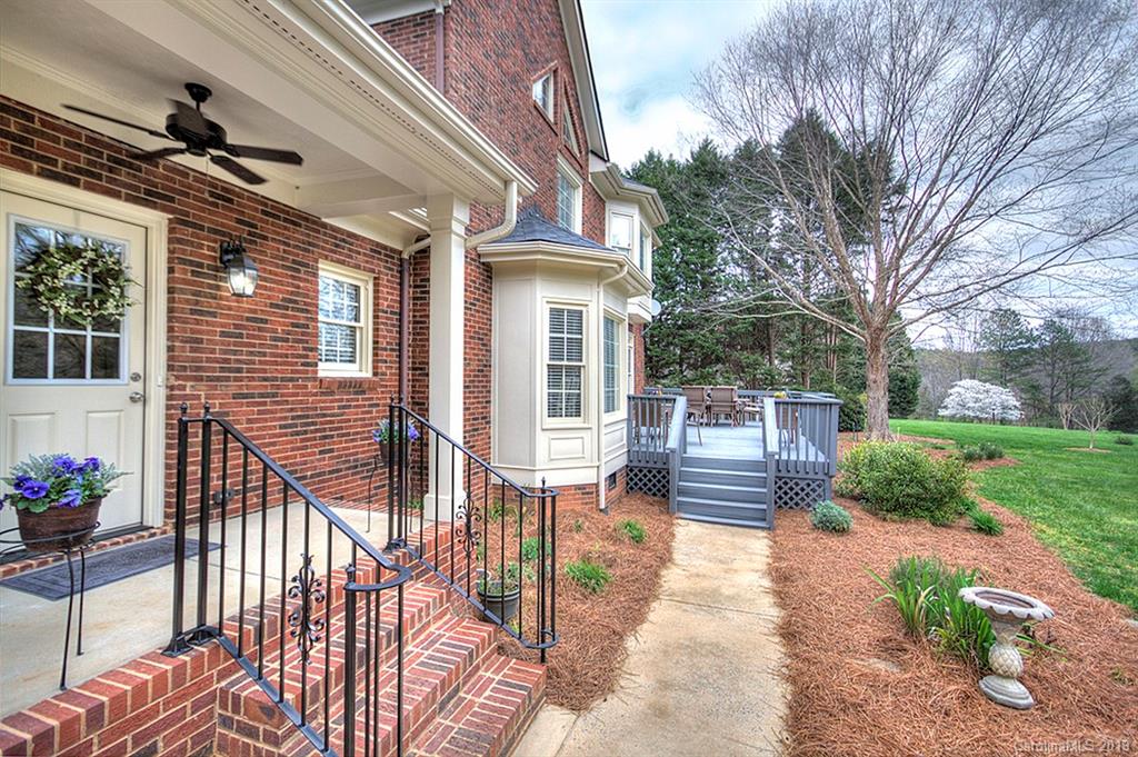 6154 Highview Road Matthews, NC 28104 - Photo 5 of 38 Gallery Image 5