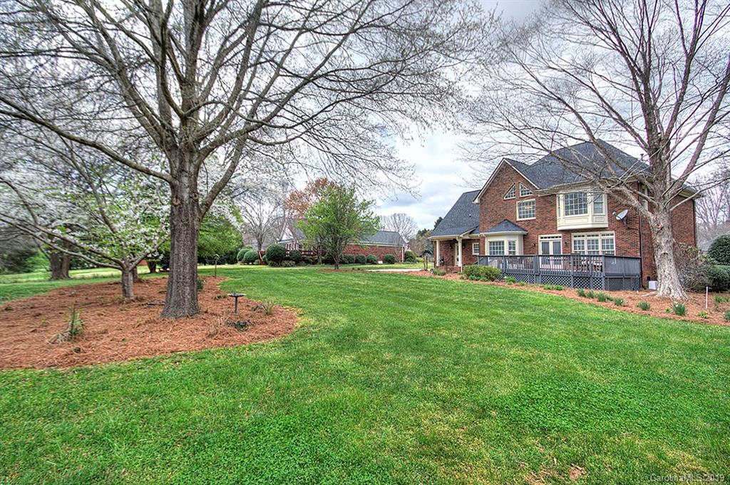 6154 Highview Road Matthews, NC 28104 - Photo 9 of 38 Gallery Image 9