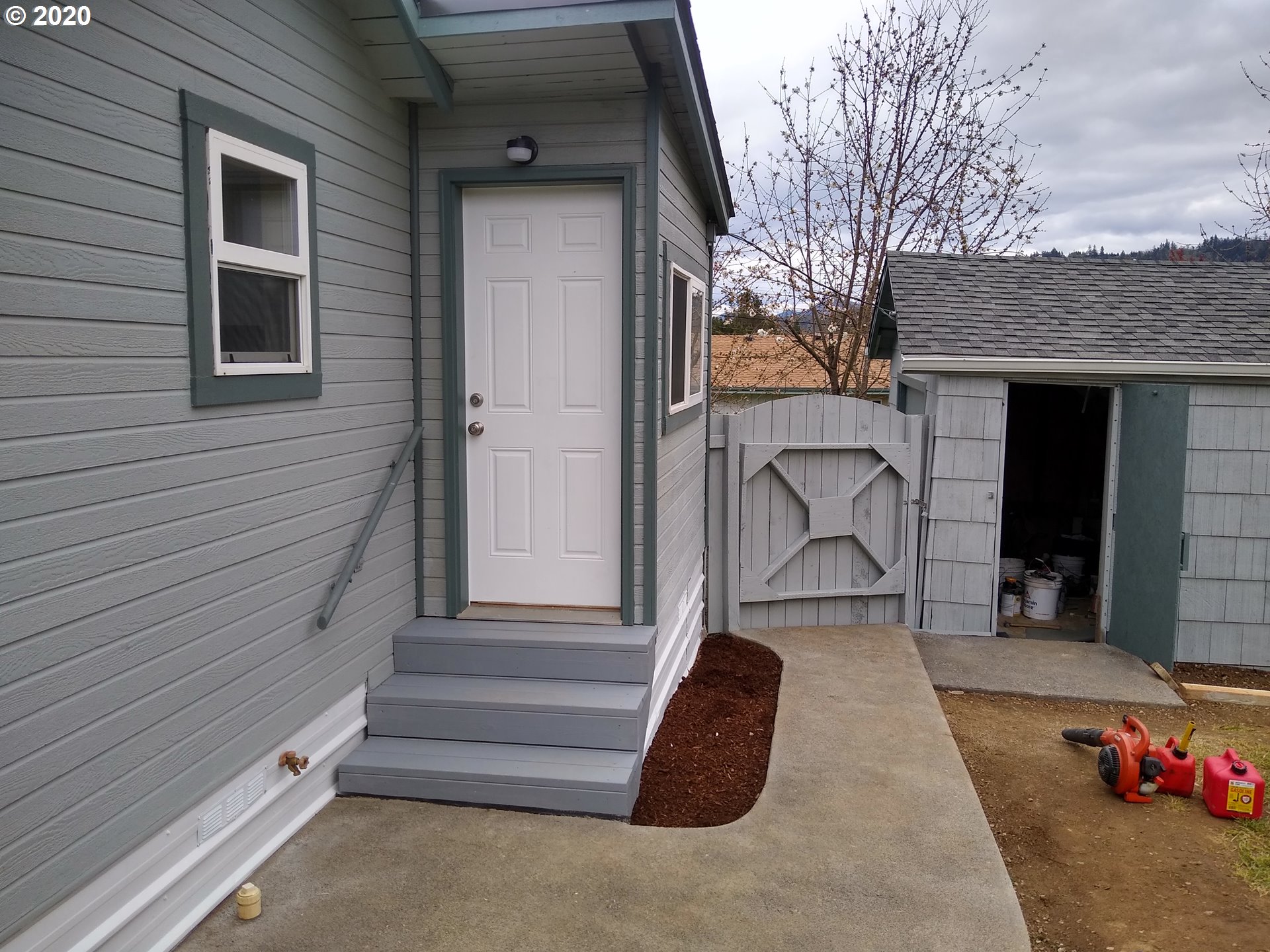 40 Southwest Wheeler Street Winston, OR 97496 - Photo 4 of 31 Gallery Image 4