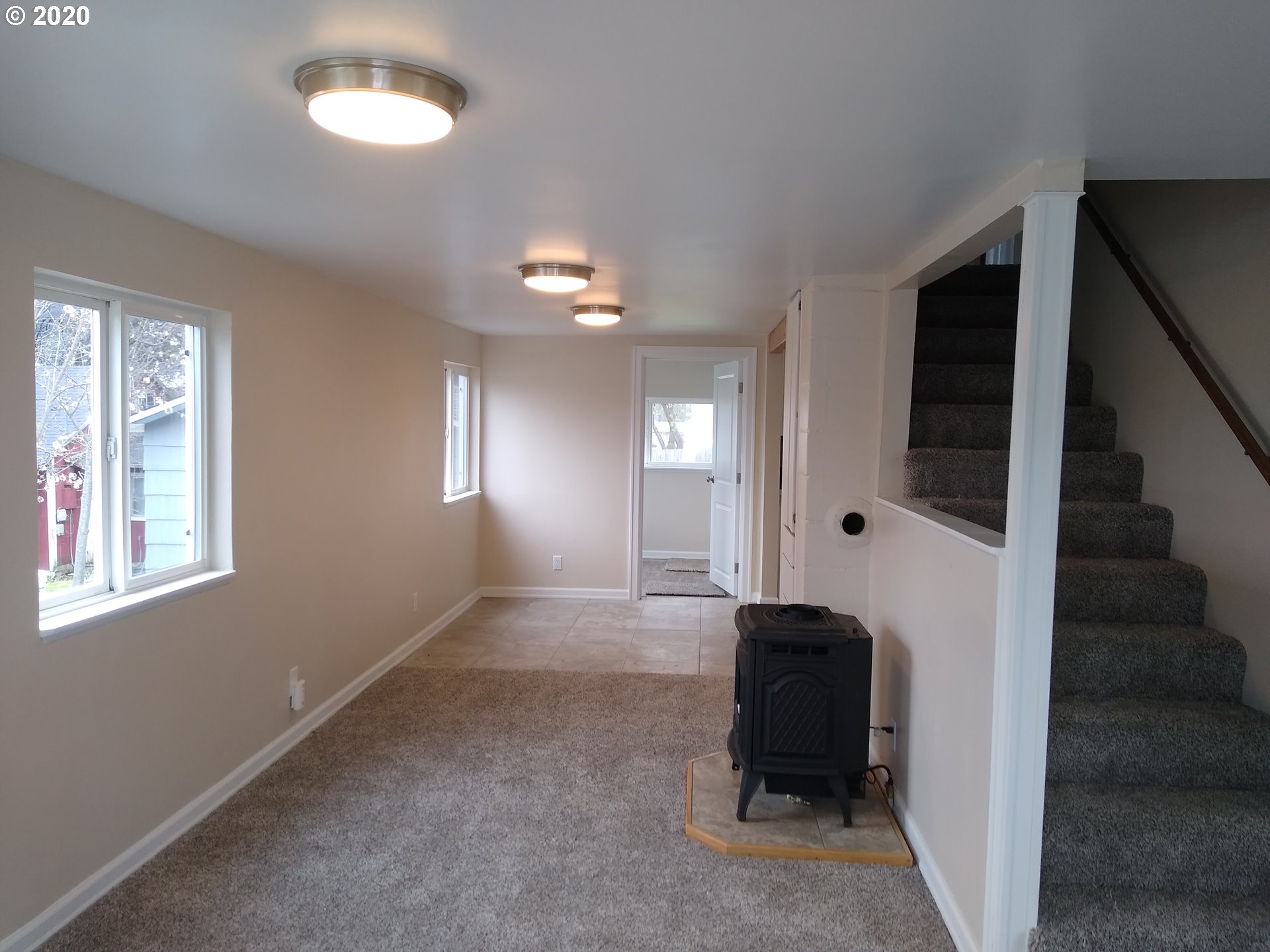 40 Southwest Wheeler Street Winston, OR 97496 - Photo 8 of 31 Gallery Image 8