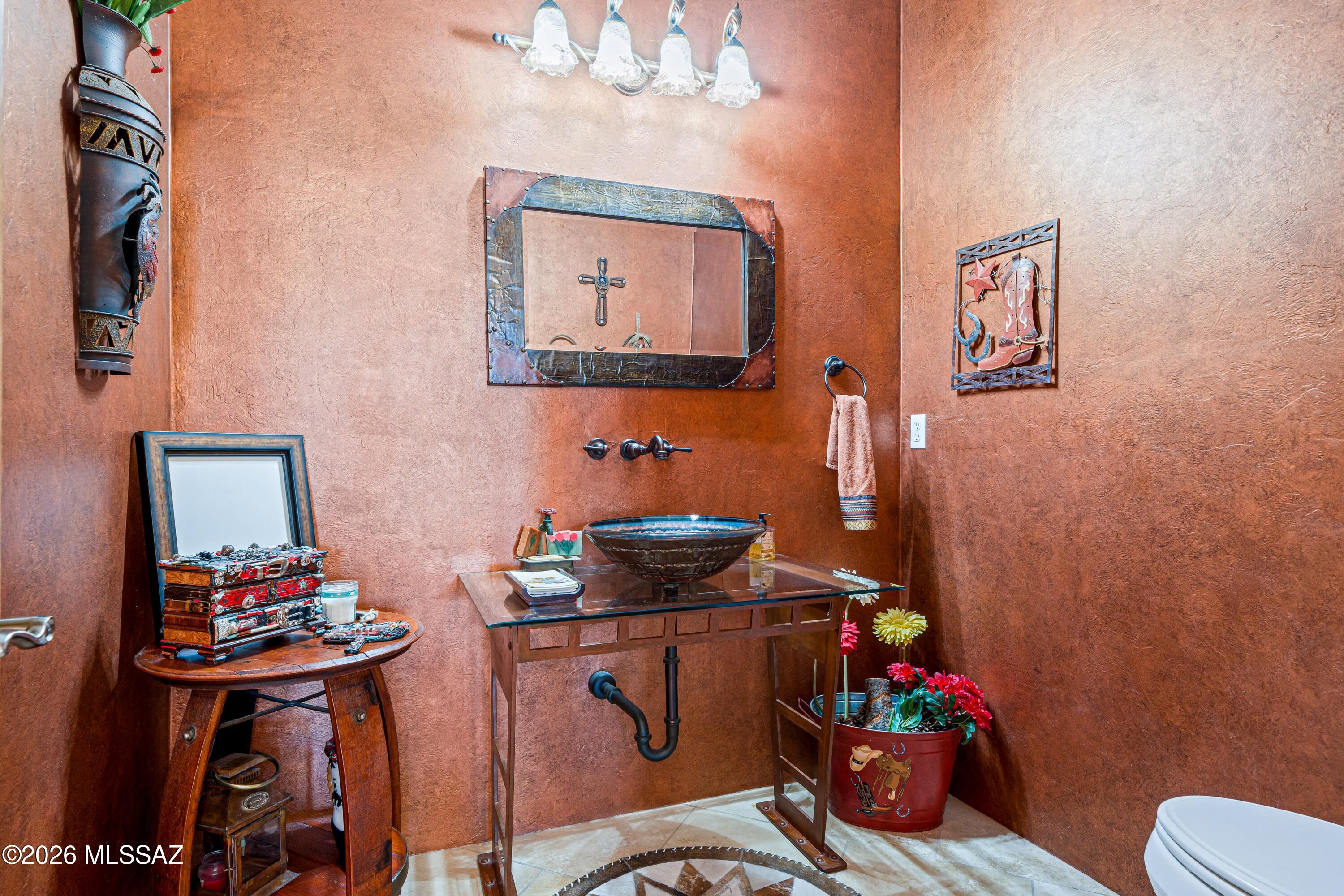 1540 North Saguaro Cliffs Court Tucson, AZ 85745 - Photo 33 of 48 15-Guest Bath