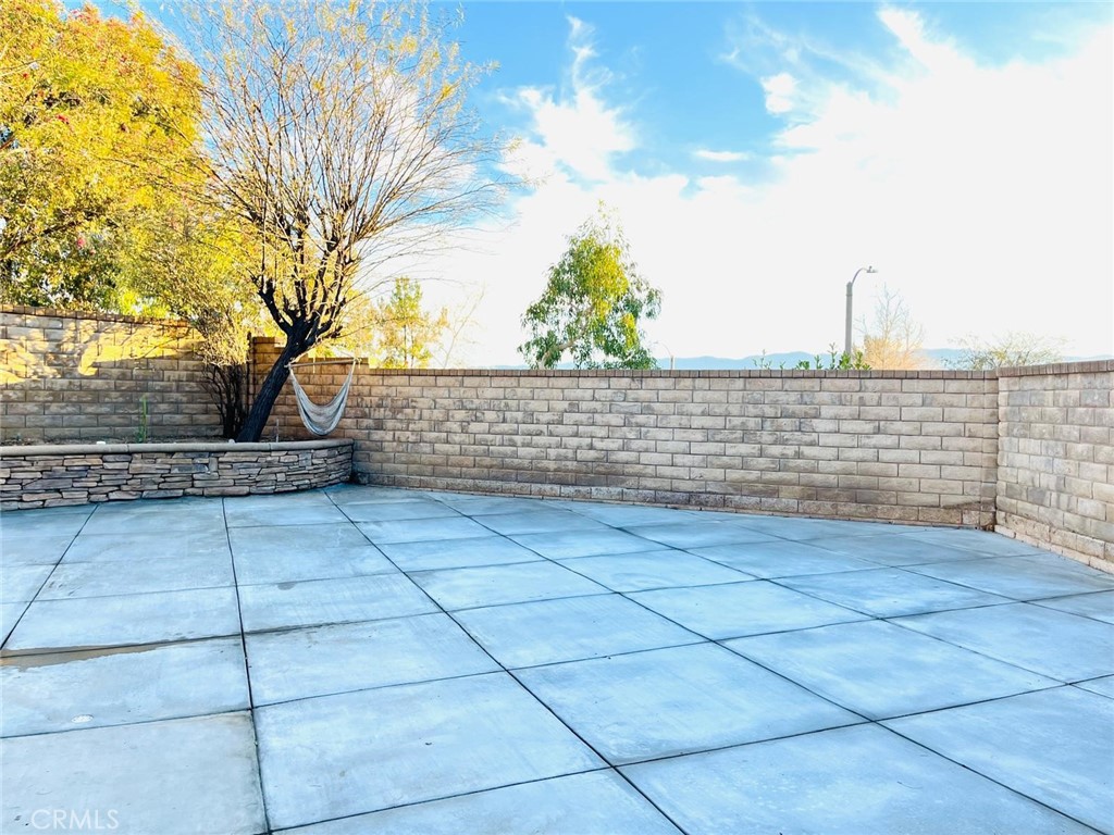 24336 Caladium Place Valencia, CA 91354 - Photo 19 of 25 a view of terrace