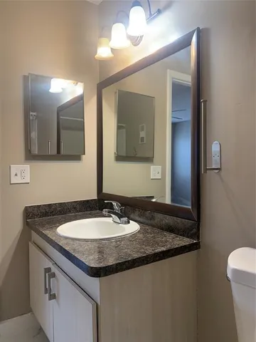 $3,200 | 312 Northwest 106th Terrace, Unit 312, Pembroke Pines, FL 33026