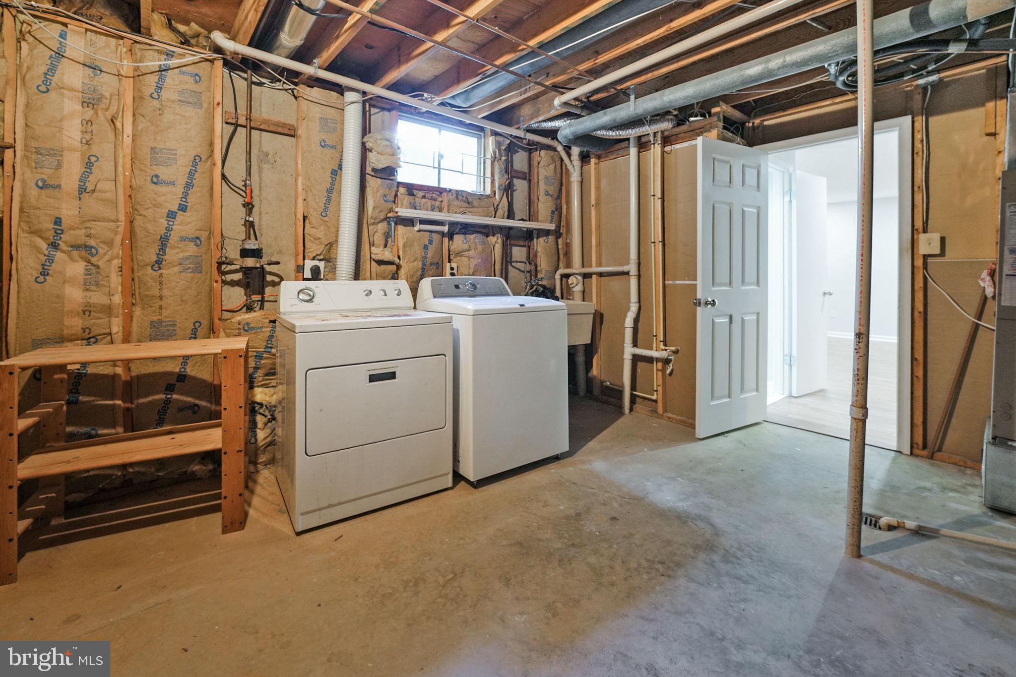 7638 Trail Run Road Falls Church, VA 22042 - Photo 33 of 43 Laundry area