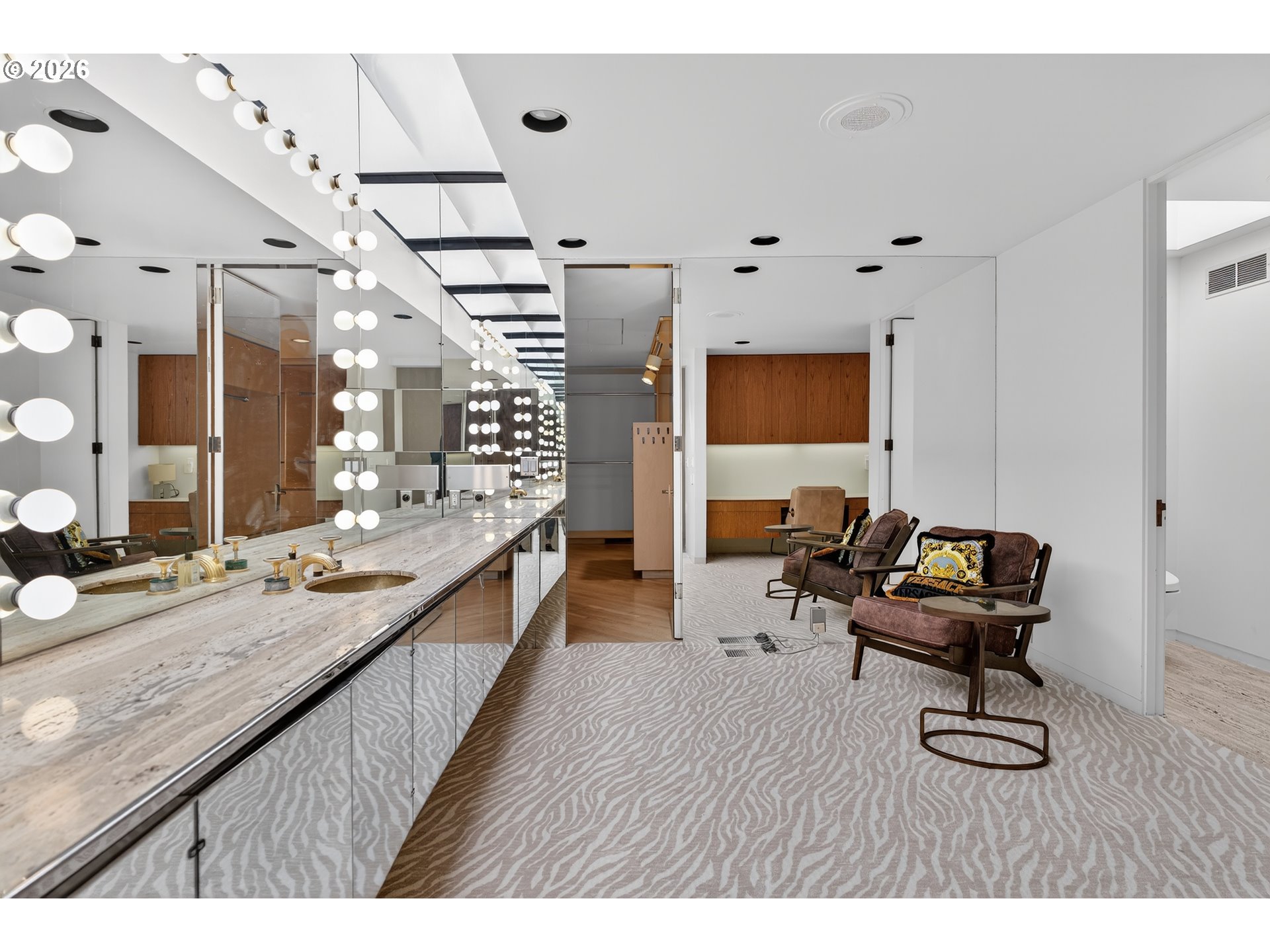 4414 Southwest Semler Way Portland, OR 97221 - Photo 19 of 48