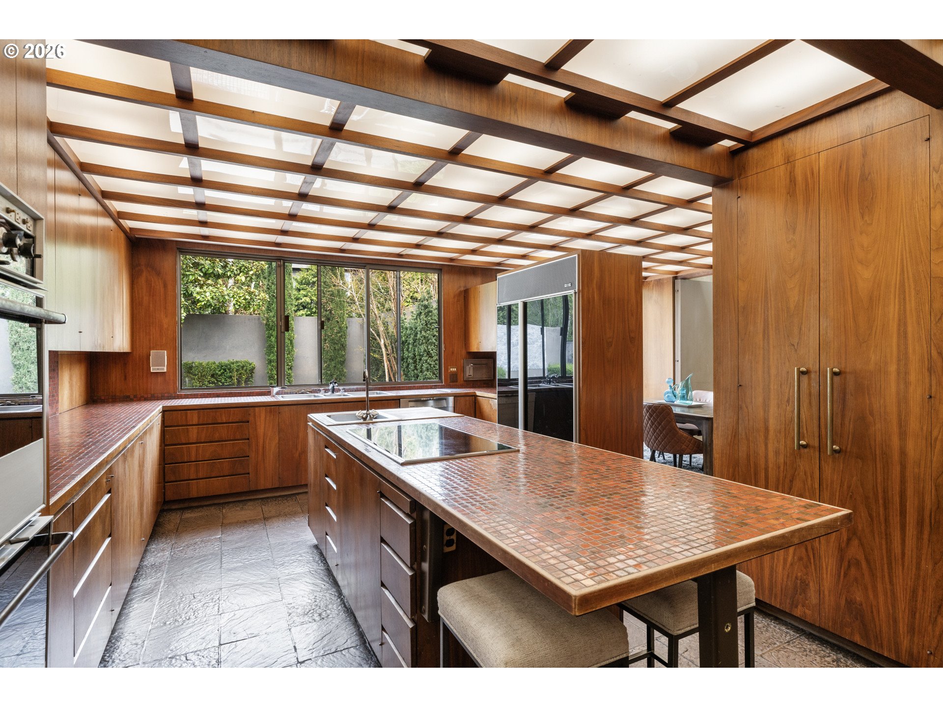 4414 Southwest Semler Way Portland, OR 97221 - Photo 3 of 48