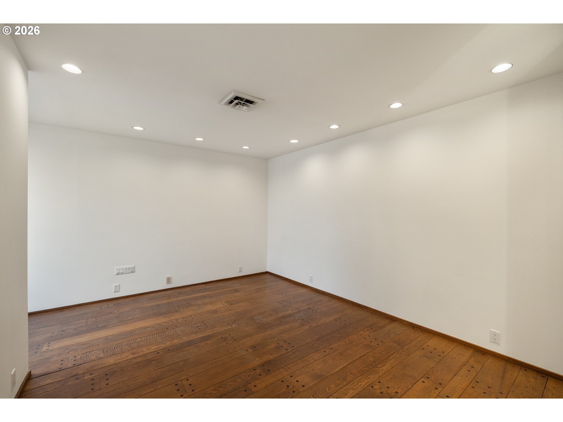 4414 Southwest Semler Way Portland, OR 97221 - Photo 44 of 48