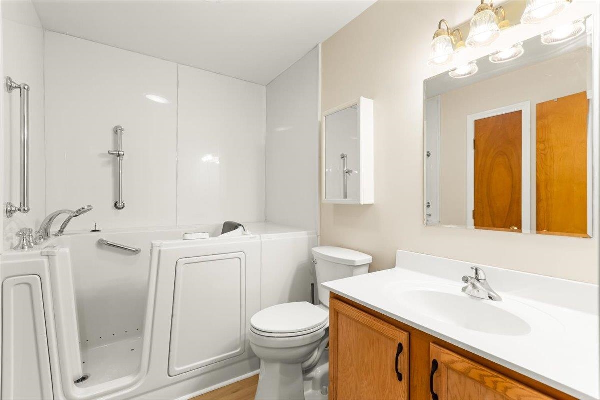 91 Oak Ridge Road Bethlehem, NH 03574 - Photo 12 of 33 Gallery Image 12
