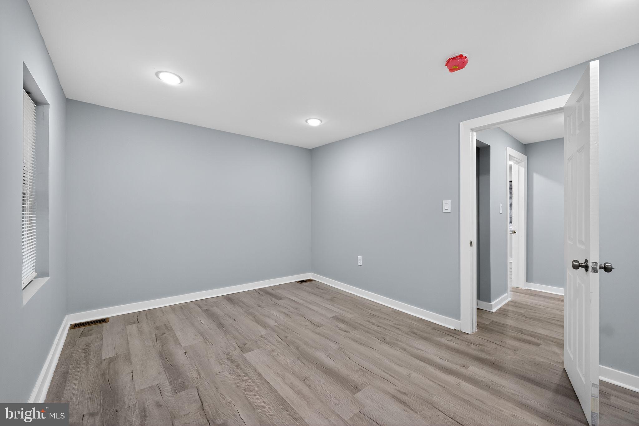 1433 North Chesapeake Road Camden, NJ 08104 - Photo 8 of 15