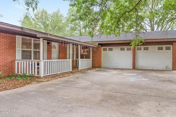 $363,000 | 2681 Traverse Drive, Vernon, FL 32462