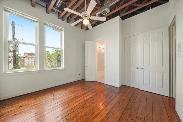 $3,195 | 1514 Stanford Street, Houston, TX 77019