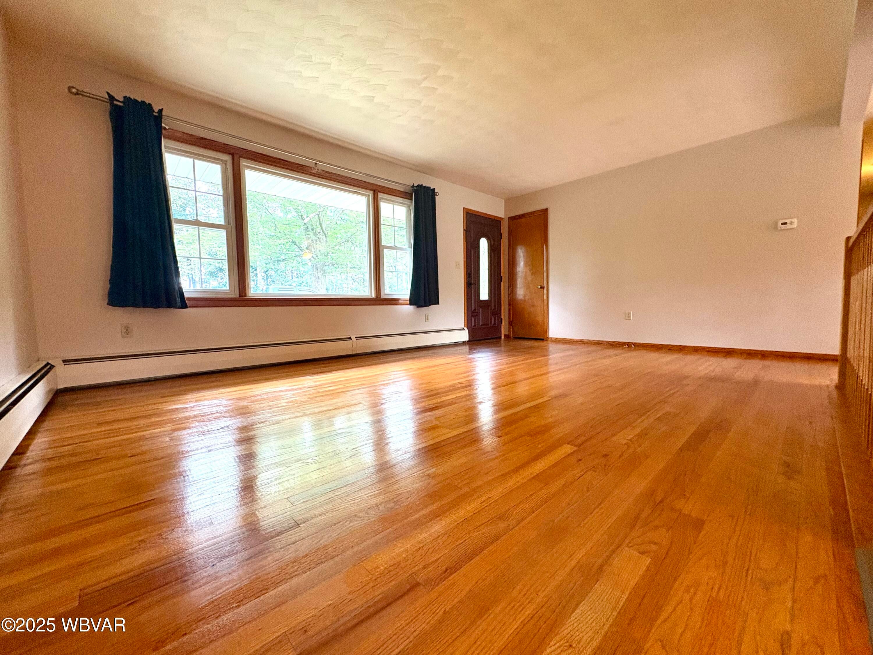 1154 Pleasant View Road New Columbia, PA 17856 - Photo 5 of 47 Living Room