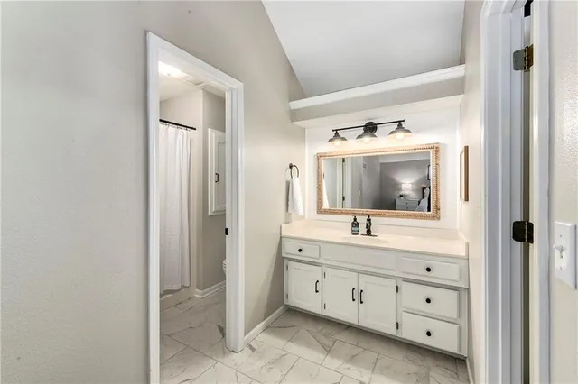 $605,000 | 7409 East 229th Street, Peculiar, MO 64078