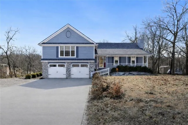 $605,000 | 7409 East 229th Street, Peculiar, MO 64078