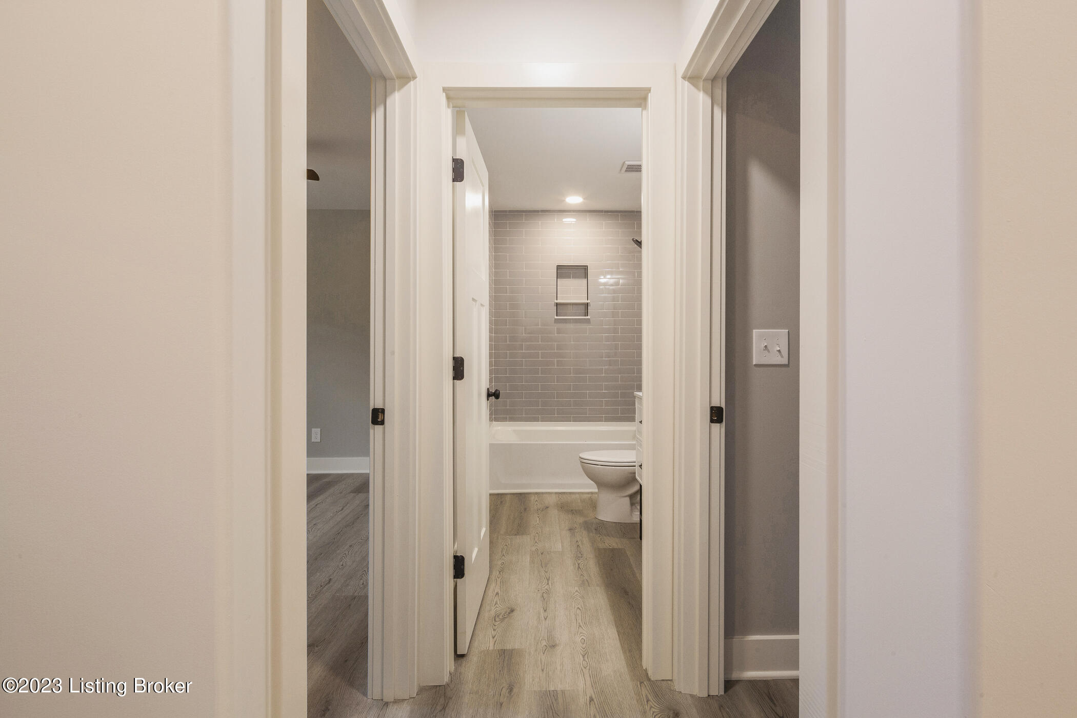 515 South Park Road Fairdale, KY 40118 - Photo 38 of 58 51