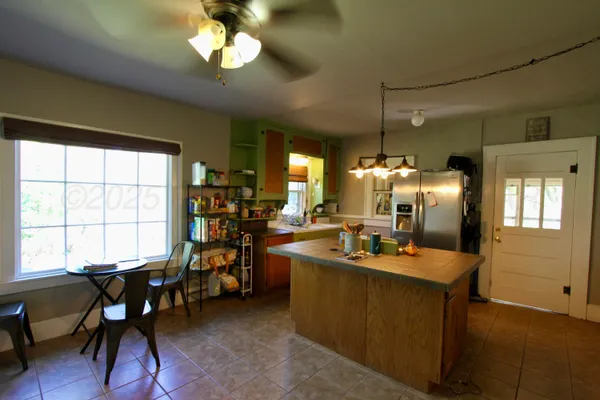 $63,500 | 810 North Wall Street, Shamrock, TX 79079