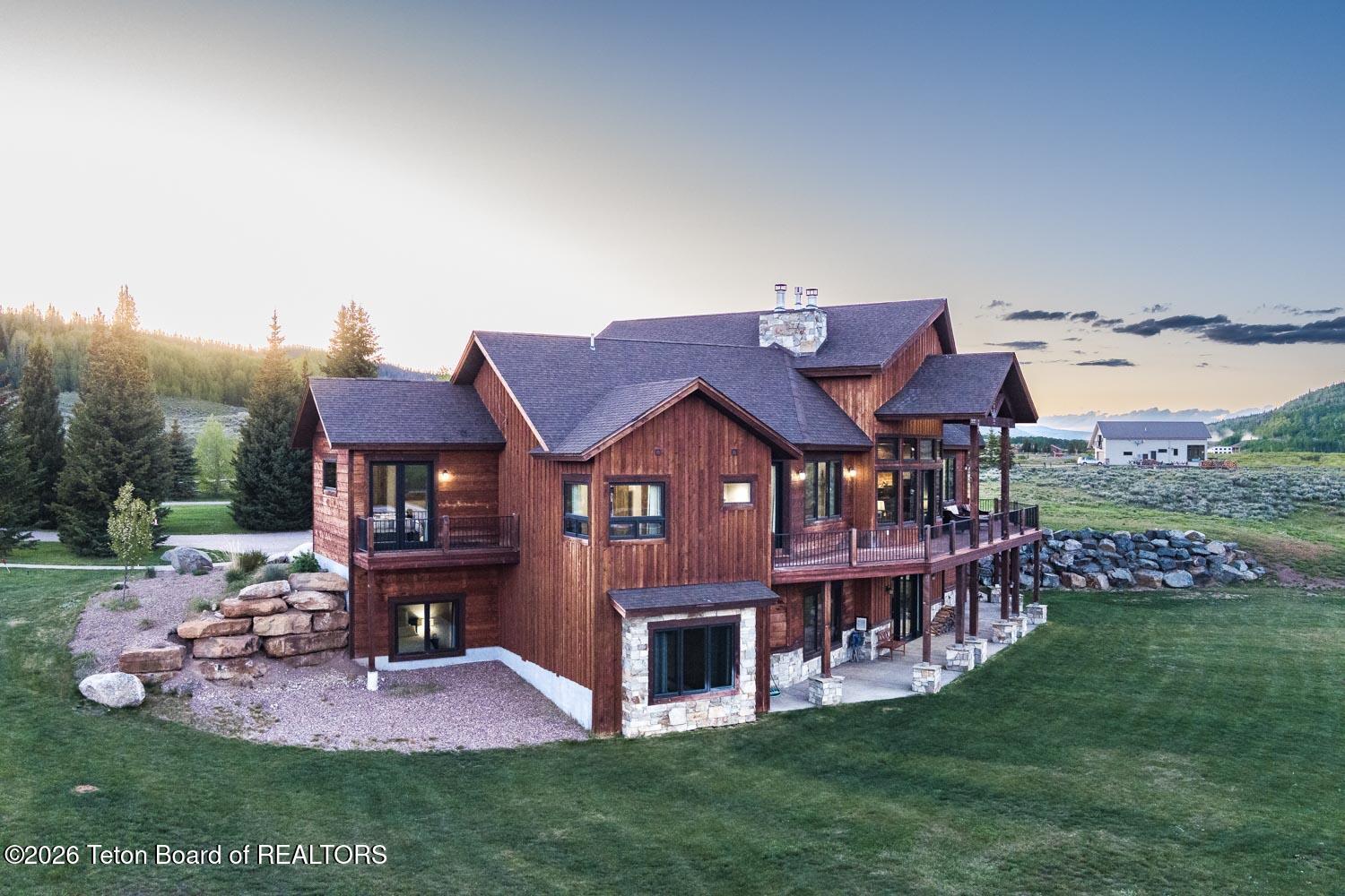 29 White Point Road Cora, WY 82925 - Photo 8 of 102 Exterior detail