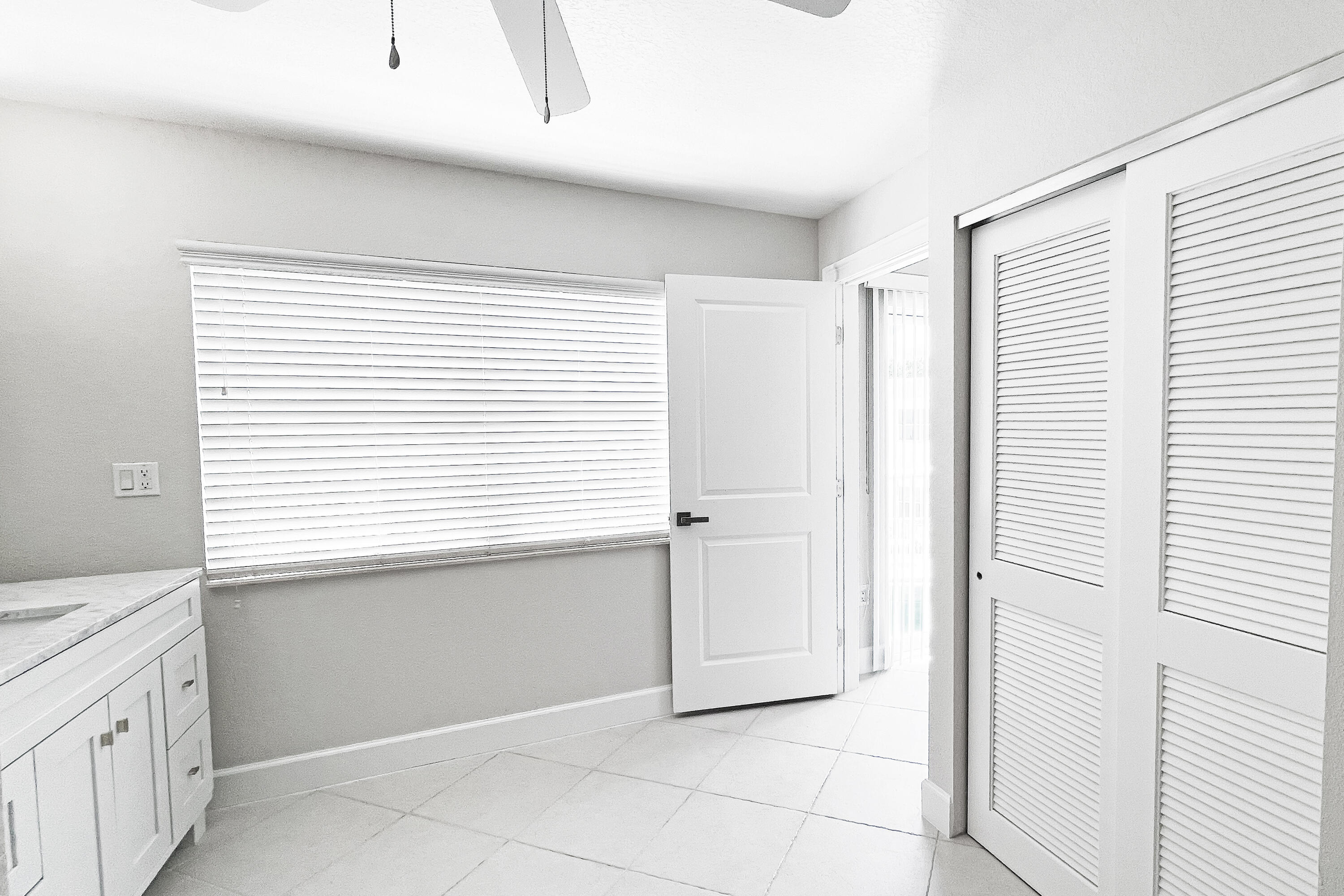 3541 Northeast Ocean Boulevard, Unit 4 Jensen Beach, FL 34957 - Photo 29 of 34 8abcde
