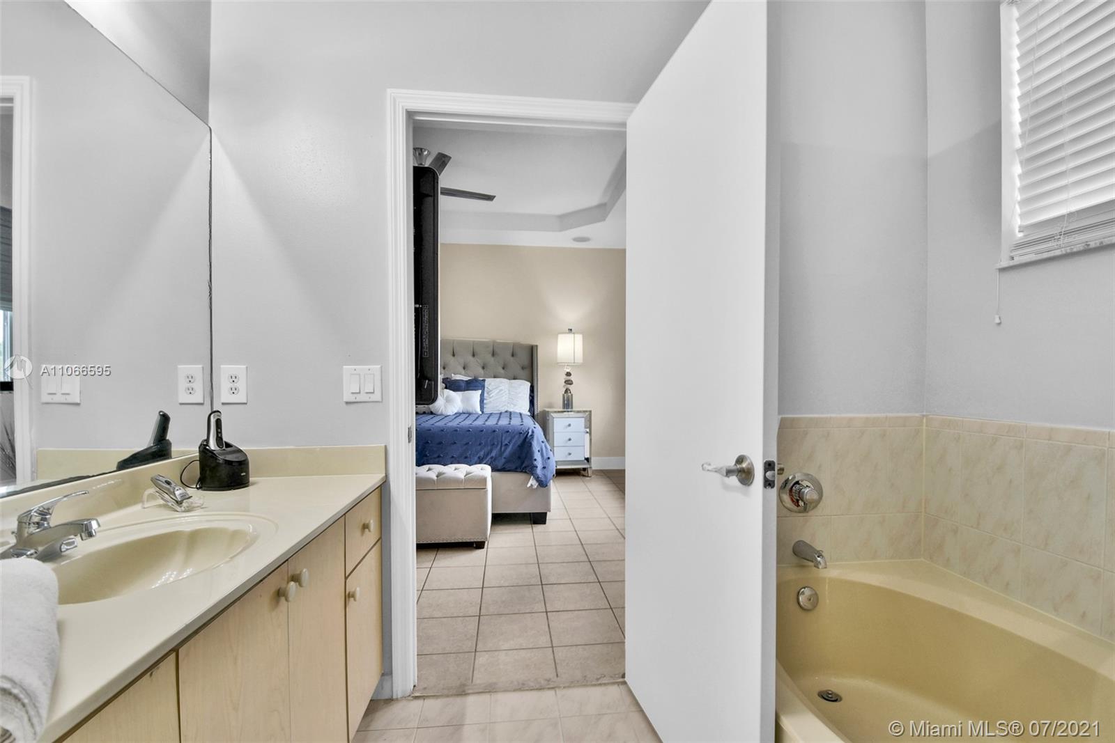 3079 Southwest 153rd Path Miami, FL 33185 - Photo 22 of 46